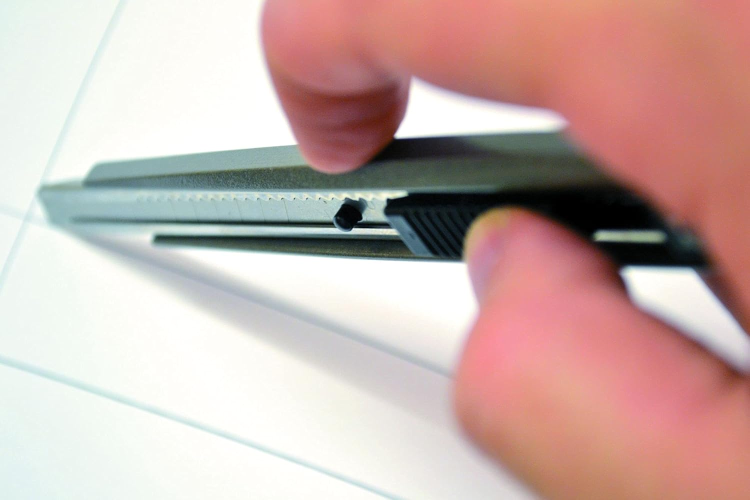 NT Cutter Snap Blade Utility Cutter, Die-Casting Aluminum Grip, A-300GRP