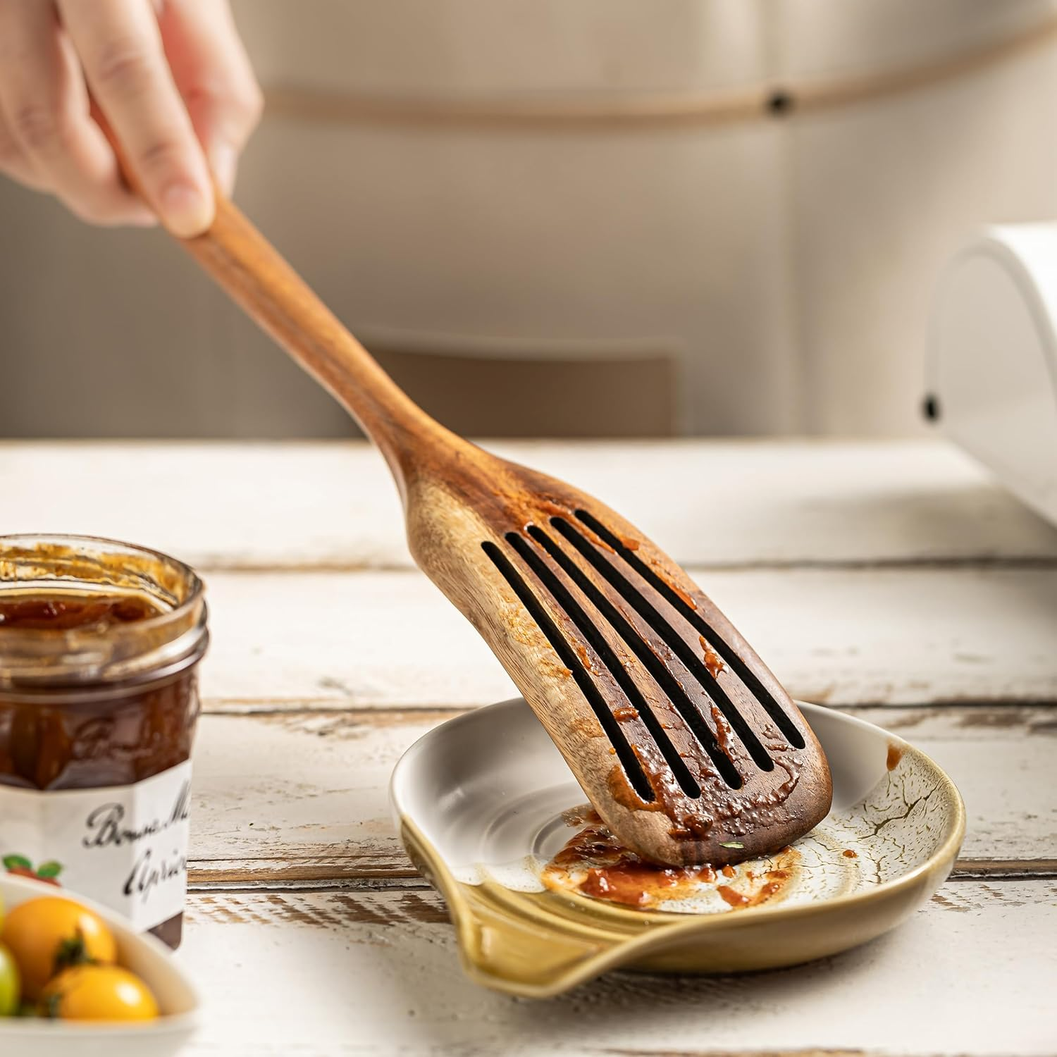 Ceramic Spoon Rest for Stove Top & Kitchen Counter, Large Spoon Holder, Heat-Resistant & Easy to Clean, Non-Stick Spatula Holder for Cooking, Coffee Spoon, Kitchen Decor, Gradient Brown