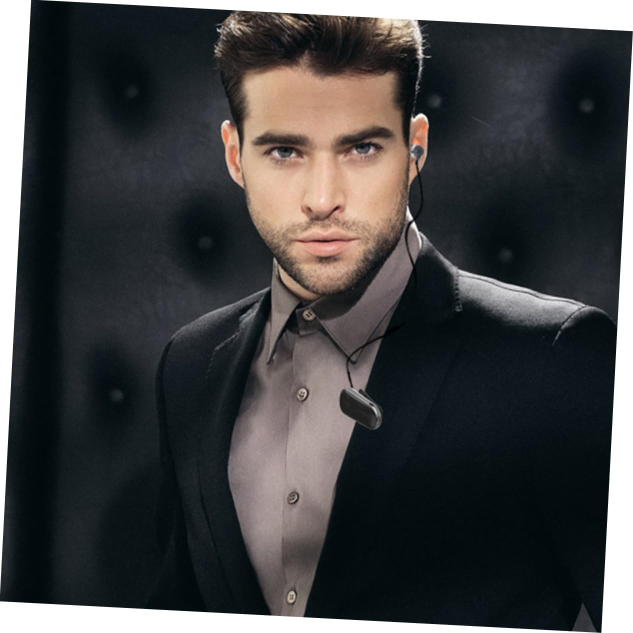 OSALADI Wireless Earbud Sports Headset Retractable Clip-On Design Lightweight Hands-Free for Daily Use and Outdoor Activities in Black image number 5