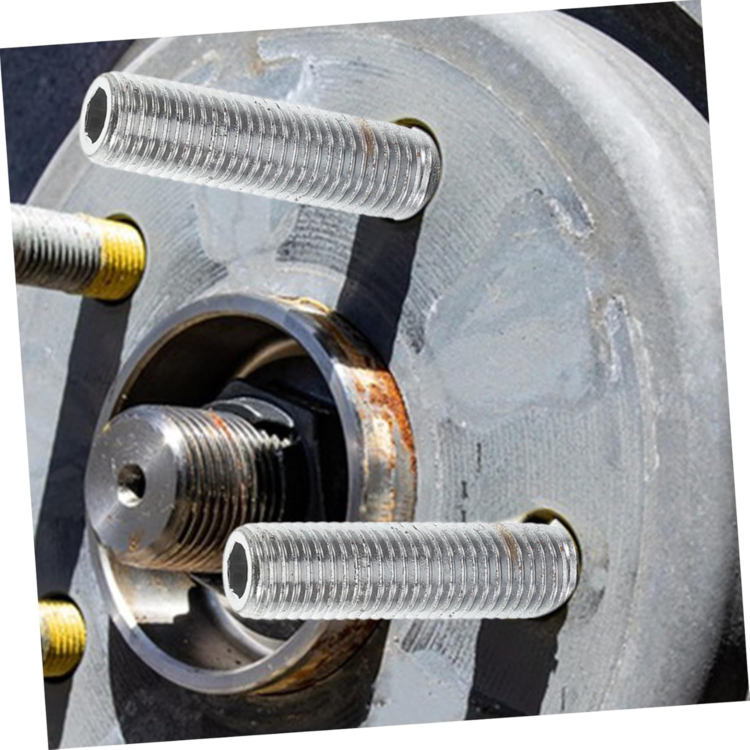 ULTECHNOVO Vehicle Tire Automotive Wheel Bolt Adapter Metal Wheel Hub Bolts Safety Enhancement image number 2