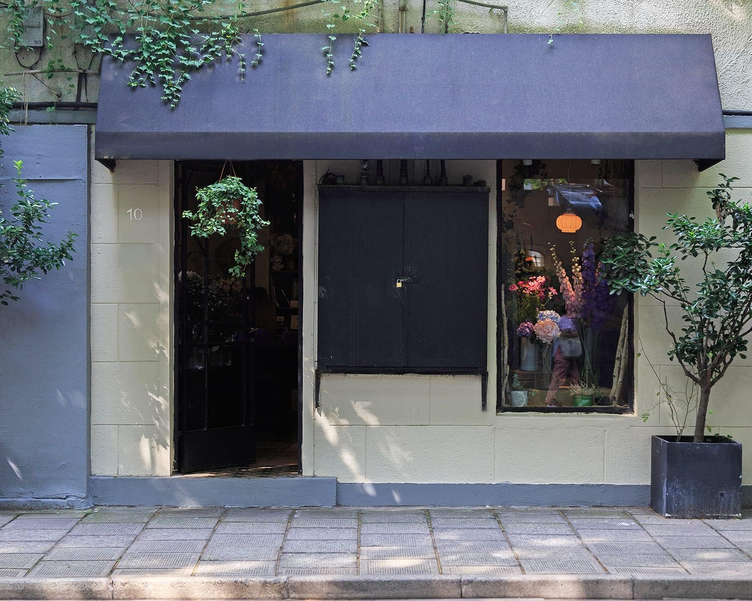 ONLYKXY Silver Modern House Numbers 0-9 Garden Street Address Number Sign 2Inch Stainless Steel Hollow Door Mailbox Decor Number Sticker for Apartment Hotel Building Room Office Brushed Number Sign image number 4