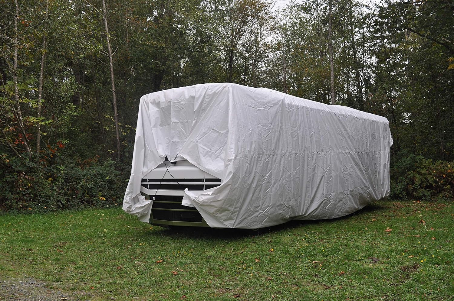 Dry Top 10' X 15' Heavy Duty White Full Size 10-Mil Poly Tarp Item #310153 image number 2