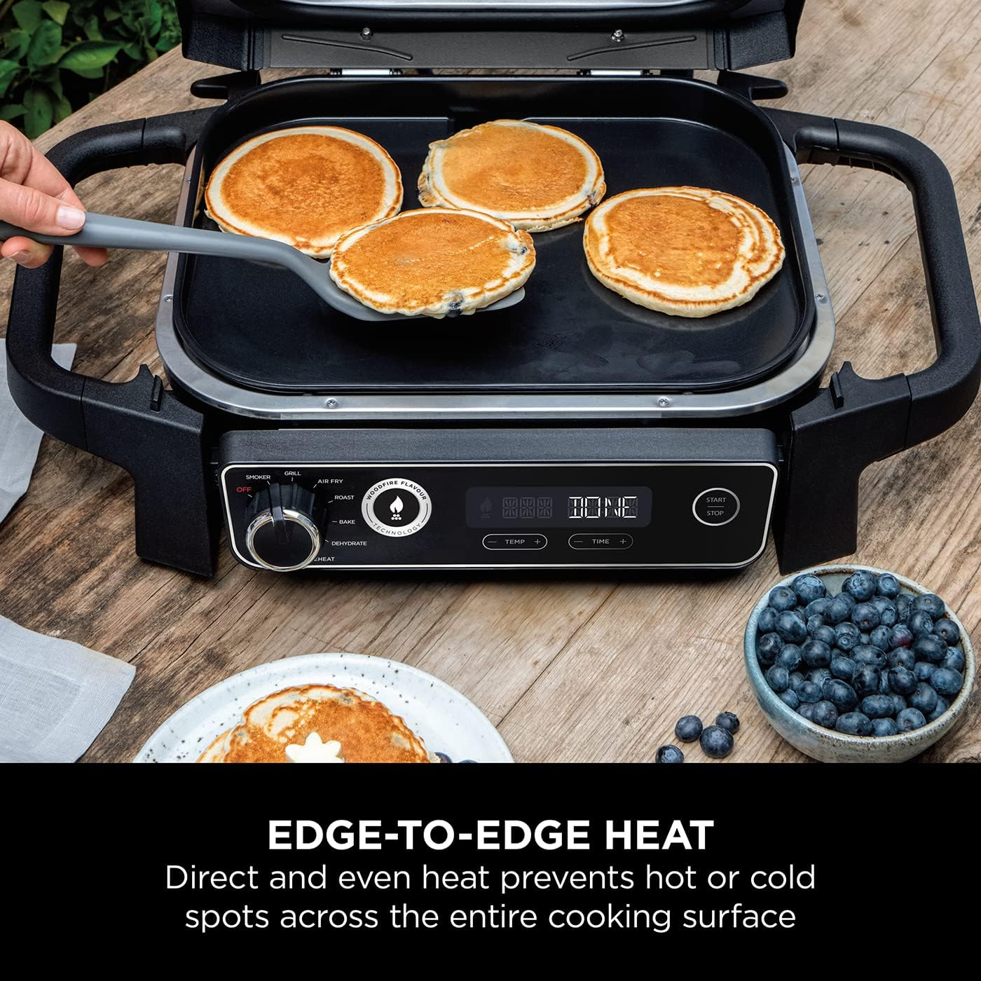 Ninja Woodfire Flat Plate, Compatible with Ninja Woodfire Electric BBQ Grill (OG700 Series), Ceramic Coating, Non-Stick, Insert, Official Accessory, Black, XSKGRIDPLTEUK image number 1