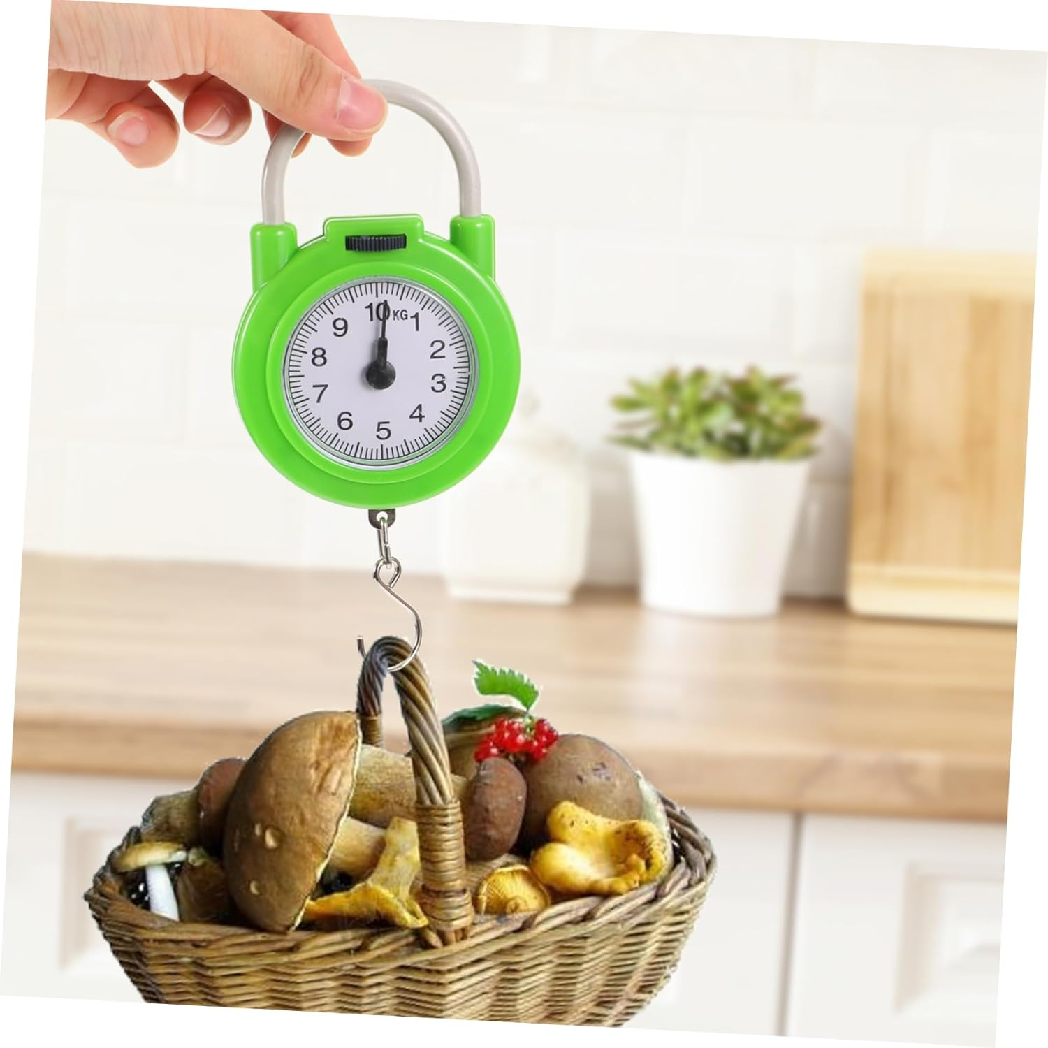 HIAKDOFT Portable Spring Scale for Luggage Travel High-Precision Small Manual Suitcase Weight Scale with Hook Fluorescent Green Compact Handheld Tool image number 4