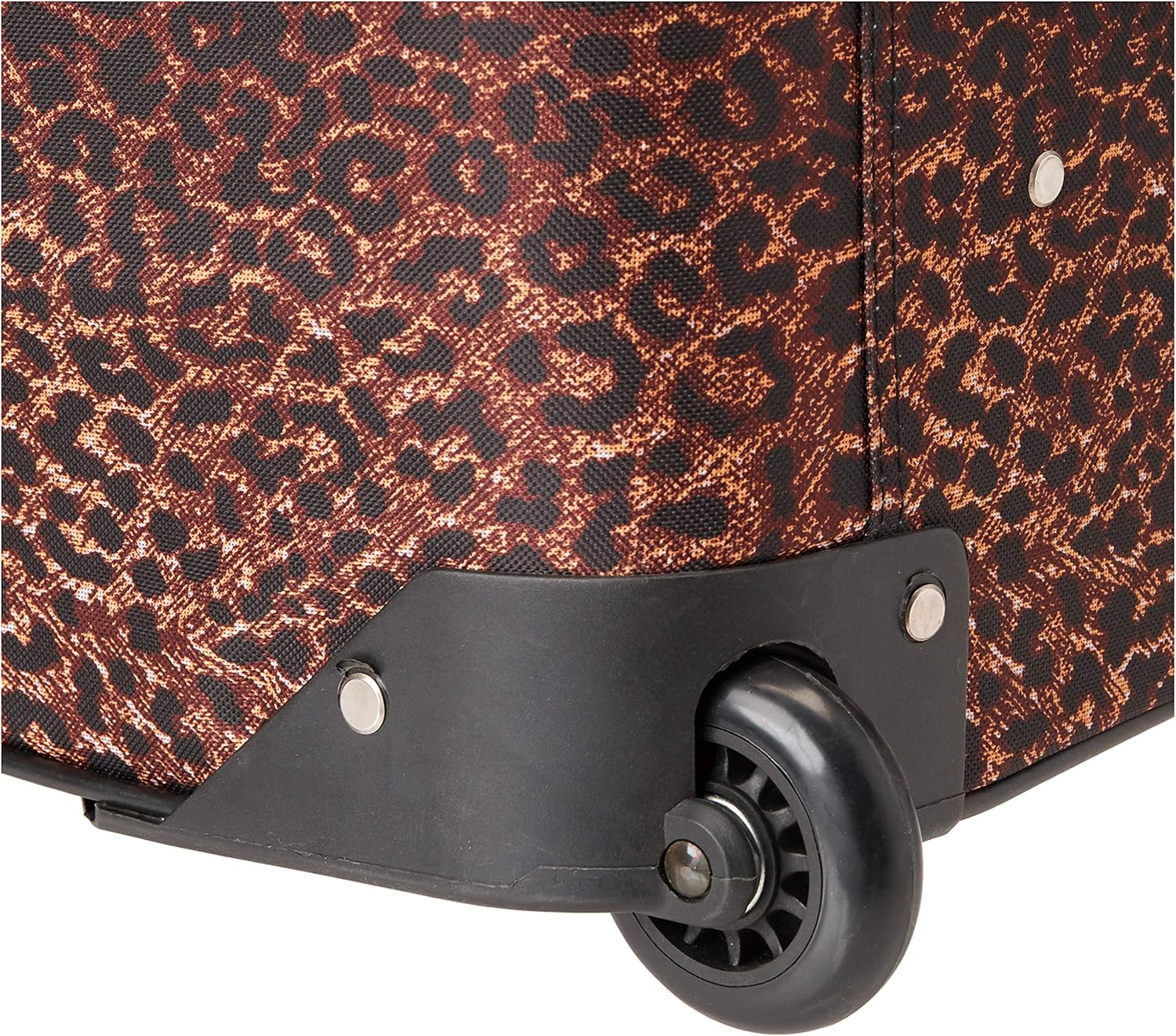 Rockland Vara Softside 3-Piece Upright Luggage Set image number 6