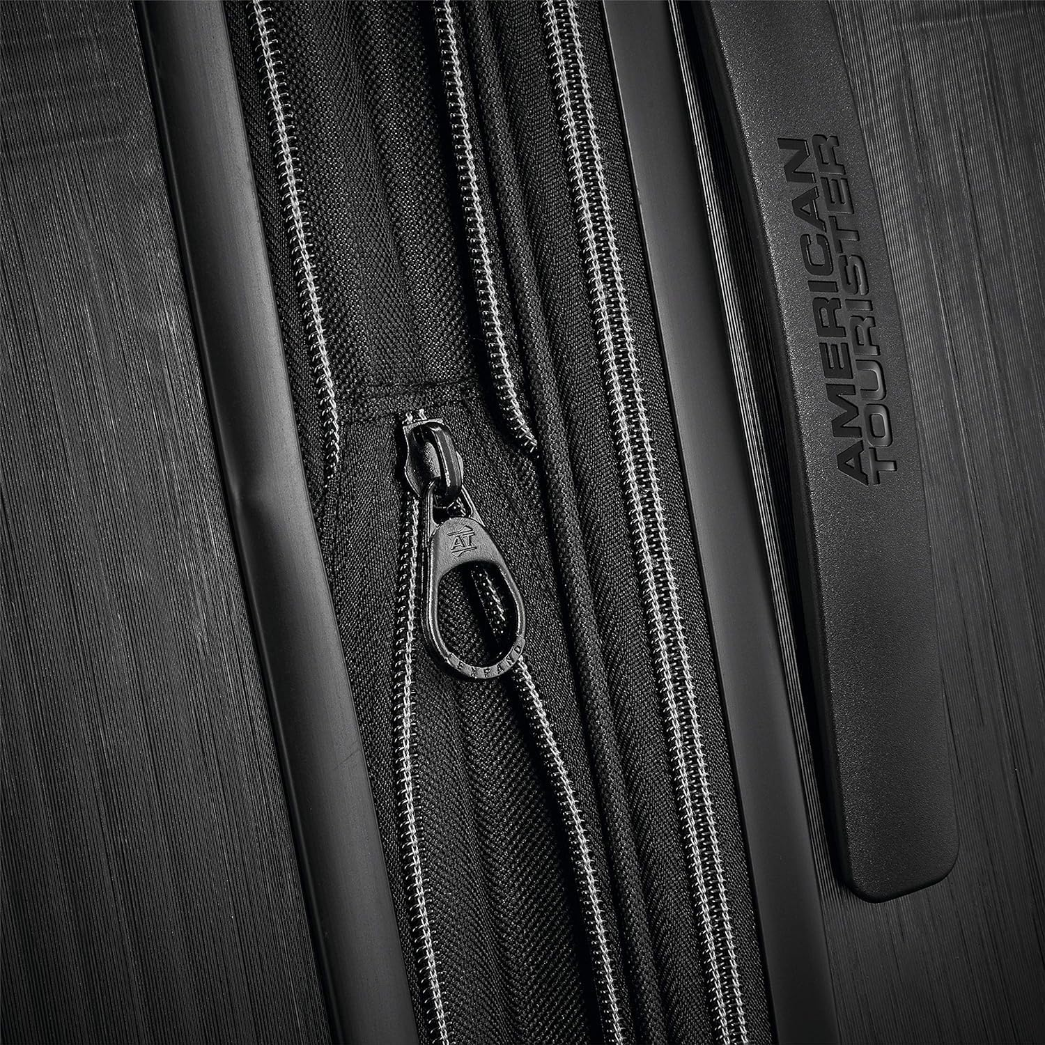 American Tourister Stratum XLT Suitcase image number 4