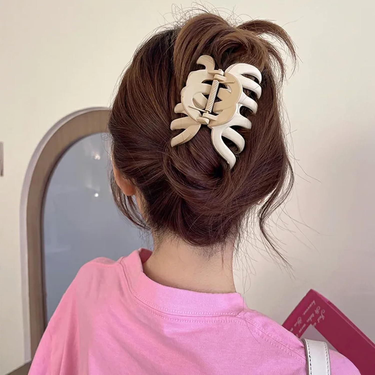 Hair Clip Large Thick Hair 4 Pieces 9.5 Cm Hair Clips Girls Non-Slip Claw Clip Hair Styling Accessories for Women Ladies Hair Clips Set image number 2