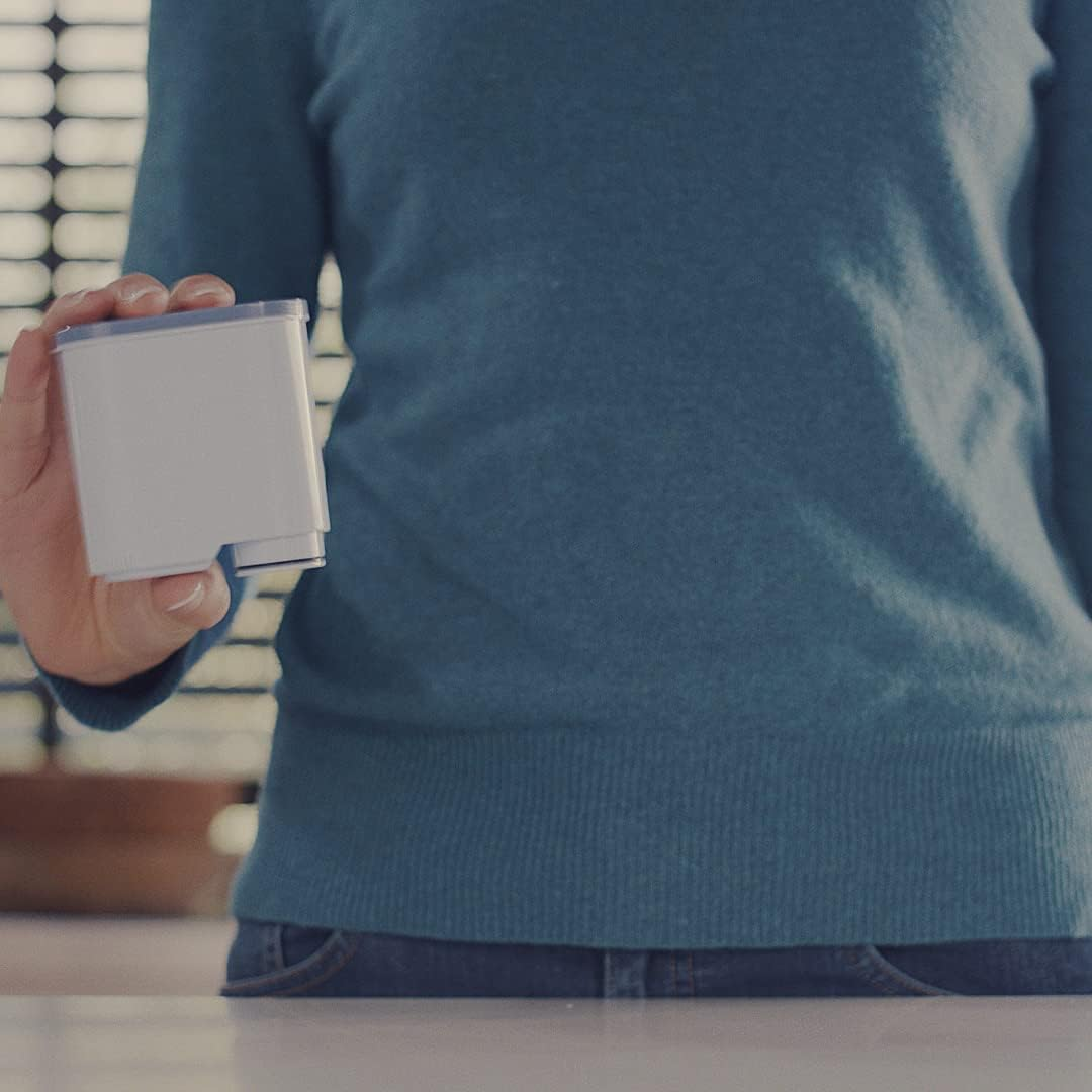 Philips Aquaclean Water Filter for Saeco and Philips Fully Automatic Coffee Machines Care Set Value Pack Multicoloured image number 4