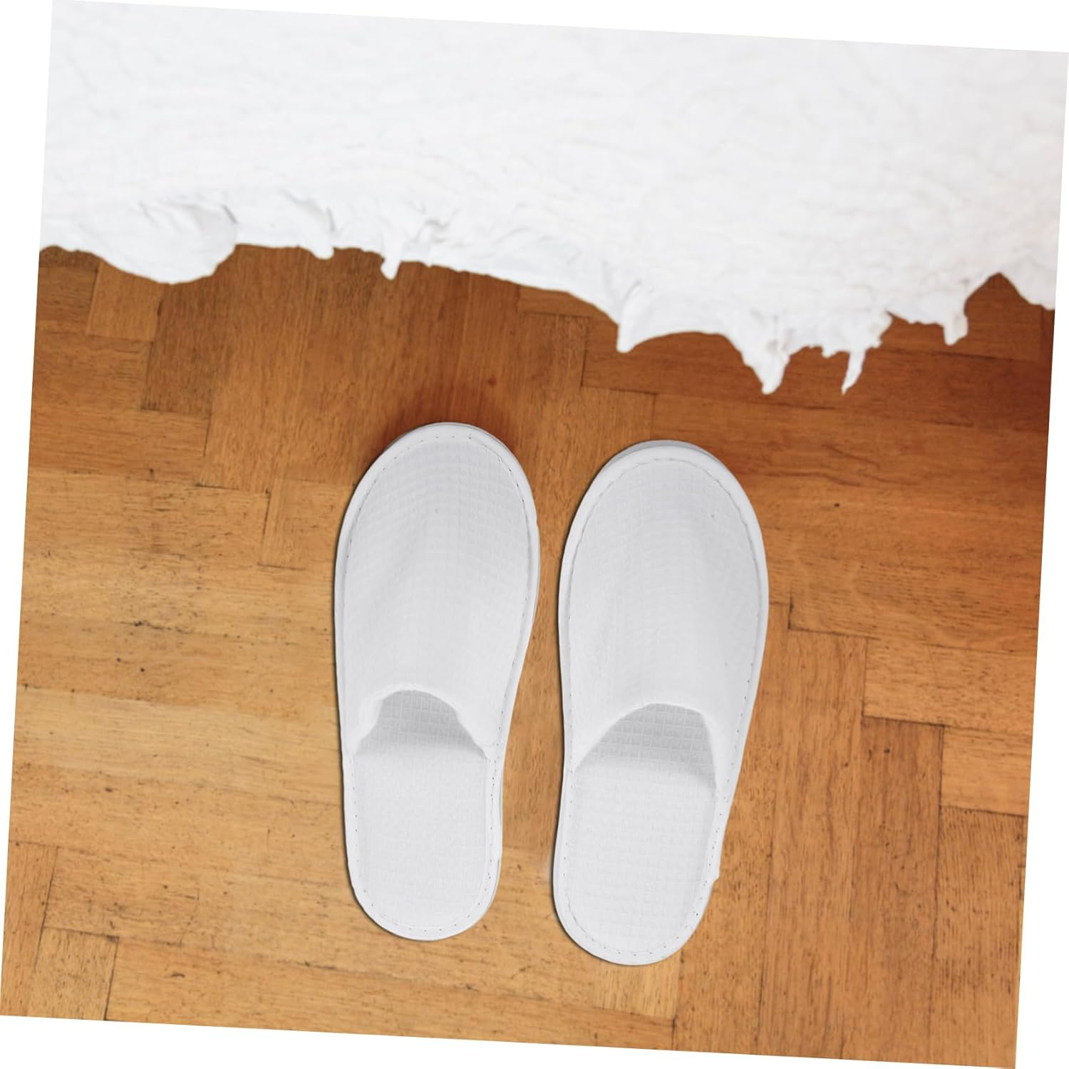 GANAZONO Disposable Slippers 2 Pairs Comfortable Hotel Salon Slippers Non-Slip Design for Home Guests and Travel image number 3