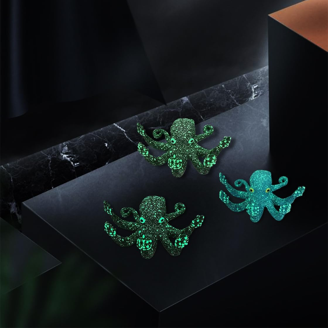 Hyzaphix Octopus Aquarium Ornaments Glowing Fish Tank Decorations Artificial Resin Octopus Marine Animal Figurine Ocean Sea Animals Figures for Landscape Decor, Home Table Decoration (Octopus) image number 2