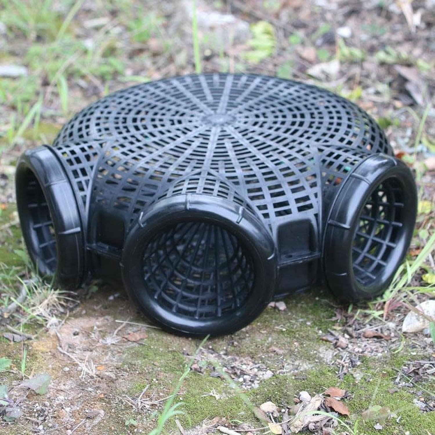 Crab Cage, Foldable Crab Trap Net, Multi Entry Catch Basket, Easy Use Bait Chamber, Saltwater Freshwater Fishing Gear, Durable Mesh Construction, Outdoor Marine Equipment, Black 3-Door Trap