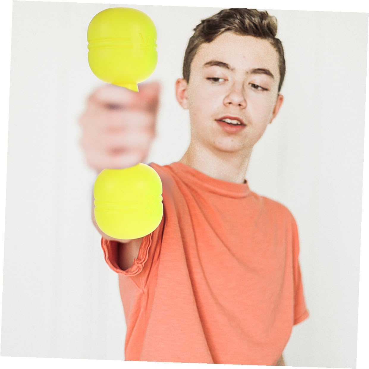 NULYLU Kids Dumbbell Weights Set with Sound, Plastic Toddler Gym Toys 4 Pairs (Yellow, Blue, Green, Red) for Early Education, Preschool Workout and Pretend Play