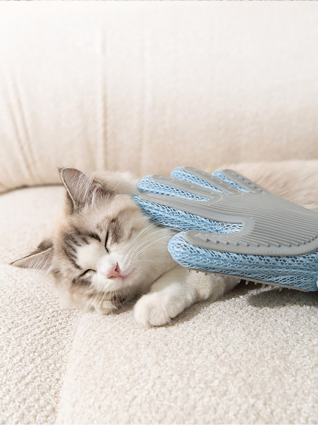 2 in 1 Pet Grooming Gloves for Dogs & Cats, Pet Fur Remover Glove, Grooming Brush for Shedding, Massage, Hair Remover Mitt, Fur Cleaner for Couch, Clothes,Carpet -1 Piece image number 5