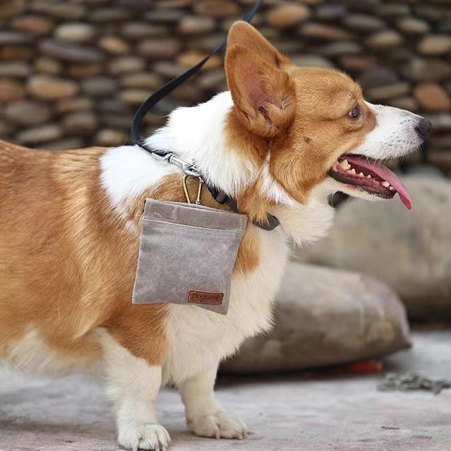 2Pcs Dog Treat Pouch, Portable Dog Training Pouch,Dog Walking Bag, Easy Access, Keep Snack Smell, Pet Training Travel or Outdoor Use (Black *1+ Gray *1) image number 4