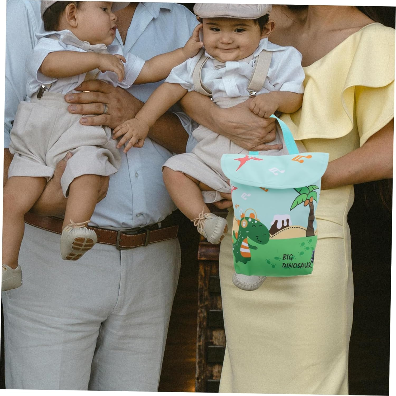 Portable Diaper Bag Wet Dry Separation Hanging Toiletry Bag for Mom Leakproof Travel Organizer image number 4