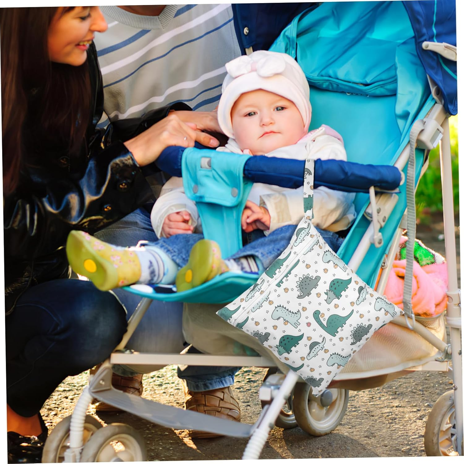 Totority 2Pcs Cartoon Pattern Wet Bags Zipper Pouches for Travel Daycare Beach for Storing Diapers Swimwear and More image number 5