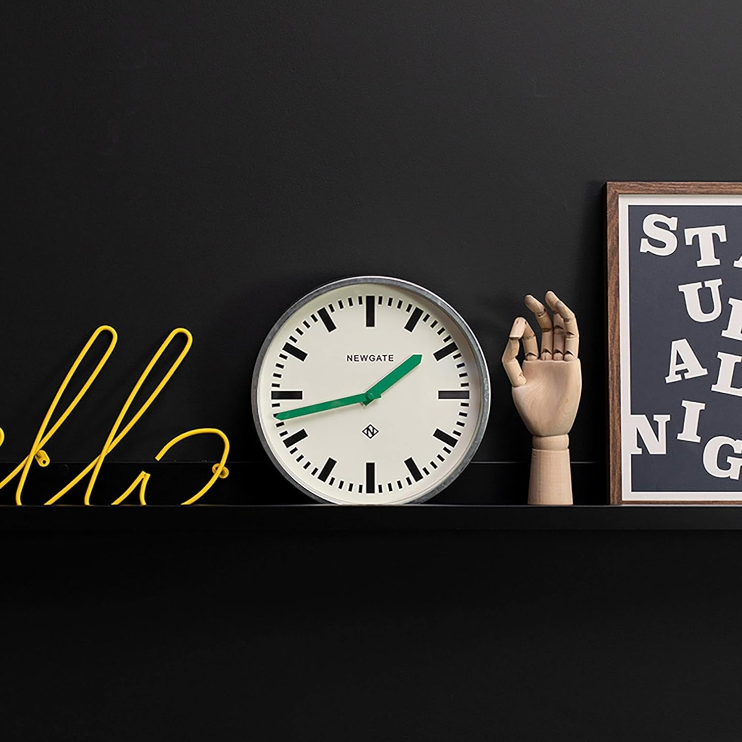 NEWGATE&reg; the Luggage Metal Retro Wall Clock - Newgate Wall Clocks - Designer Station Clock - Perfect as a Kitchen Clock - Office Clock - round Clock - Metal Clock - Galvanised Case/Green Hands image number 4