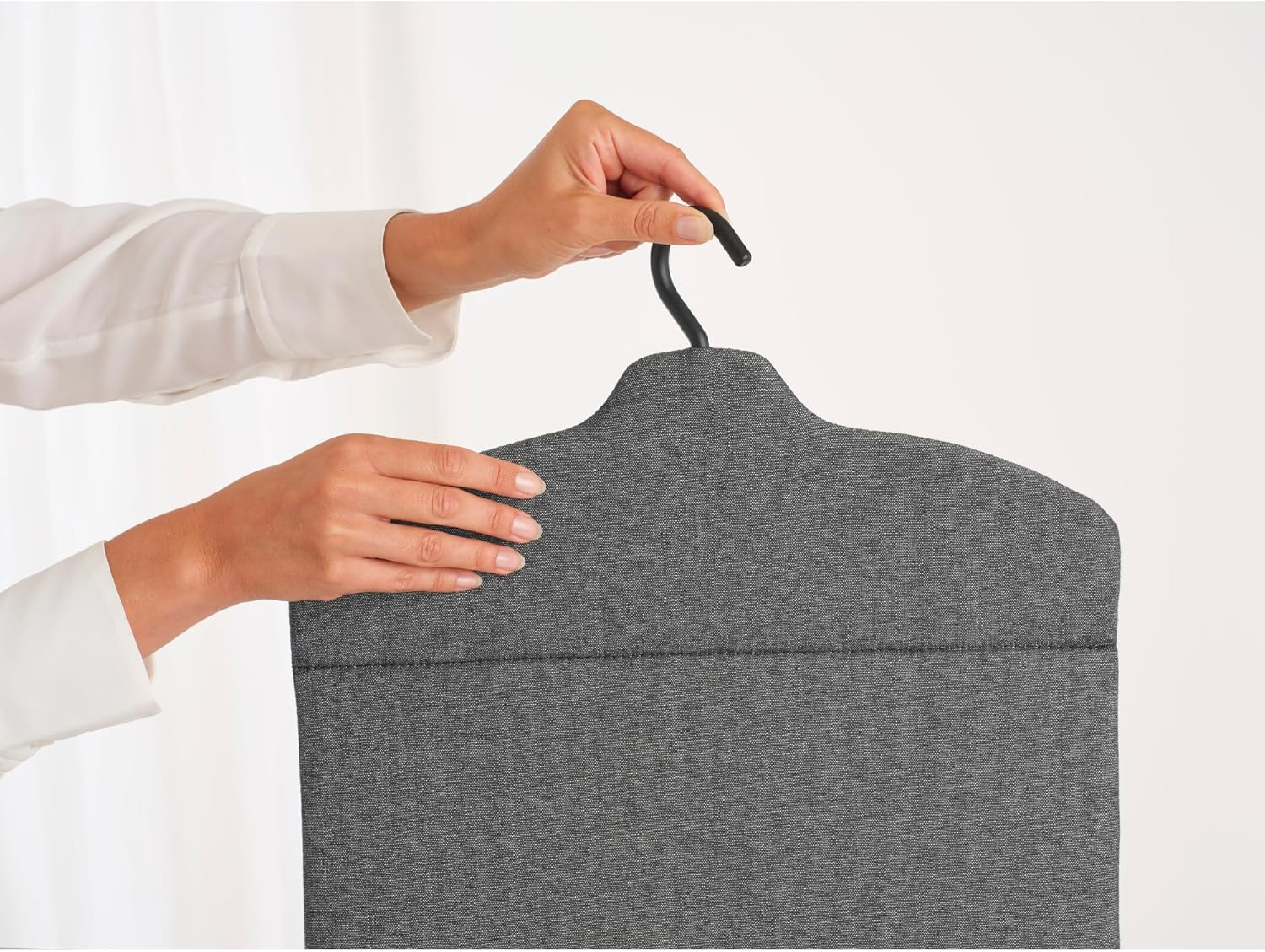 Brabantia - Foldable Steam Board - for High Pressure Clothes Steaming - Solid Heat Resistant Surface - Versatile Hanging Hook - Easier Steaming with Handheld Steamers - 40 X 85 Cm - Pepper Black image number 2