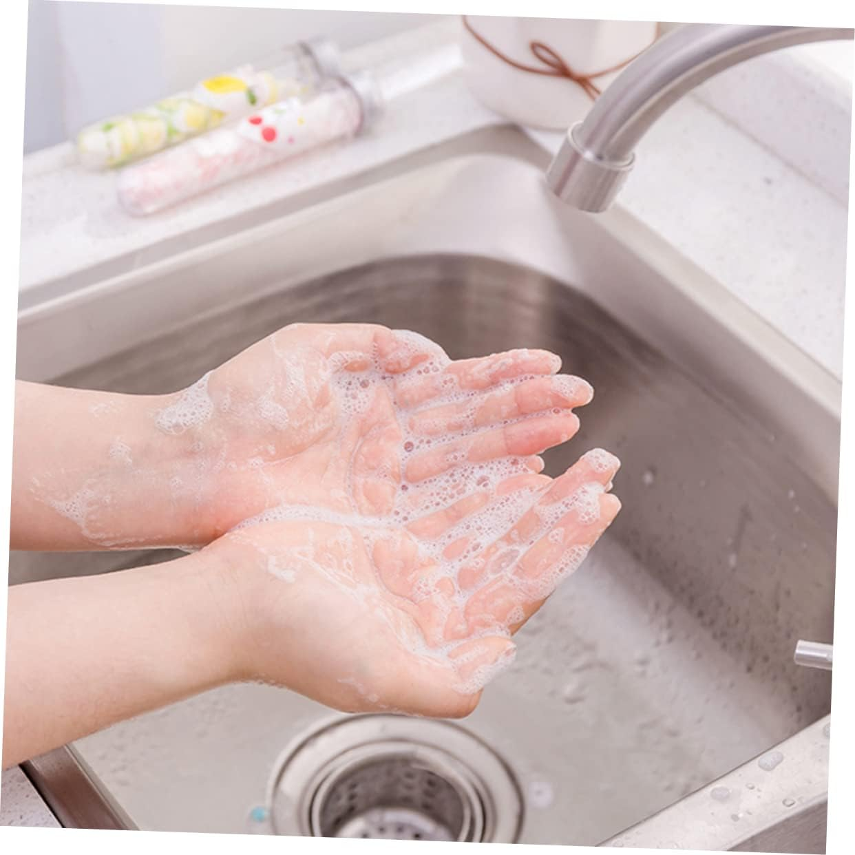 Yardwe 12Pcs Portable Soap Sheets Travel Soap Paper Flakes for Outdoor Hand Washing Disposable Confetti image number 1