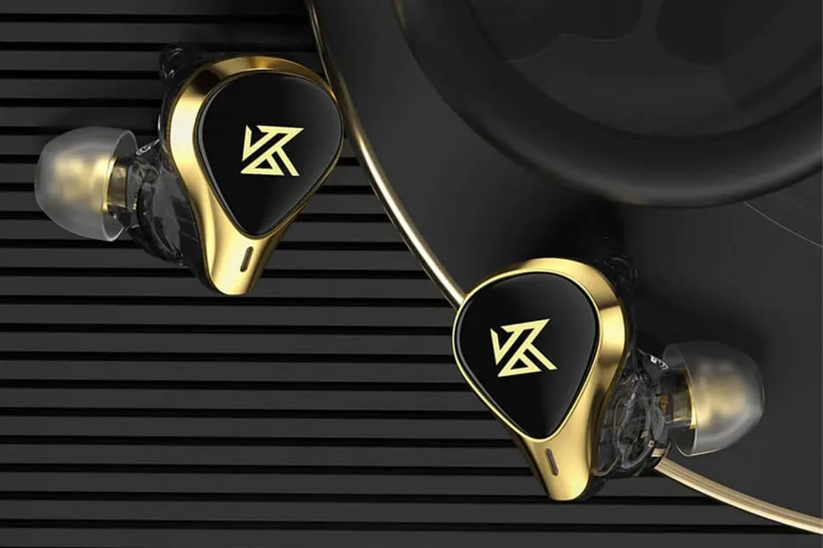 KZ SA08 Pro Bluetooth Earbuds with Microphone image number 5