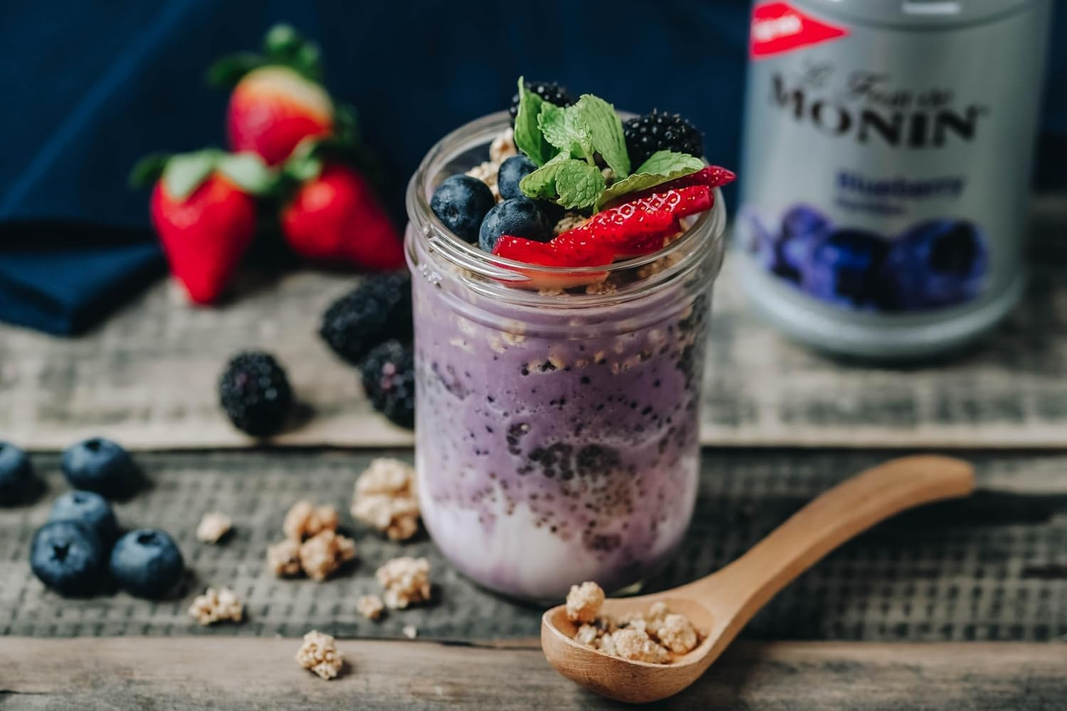 Monin Blueberry Fruit Puree 1 Litre image number 4