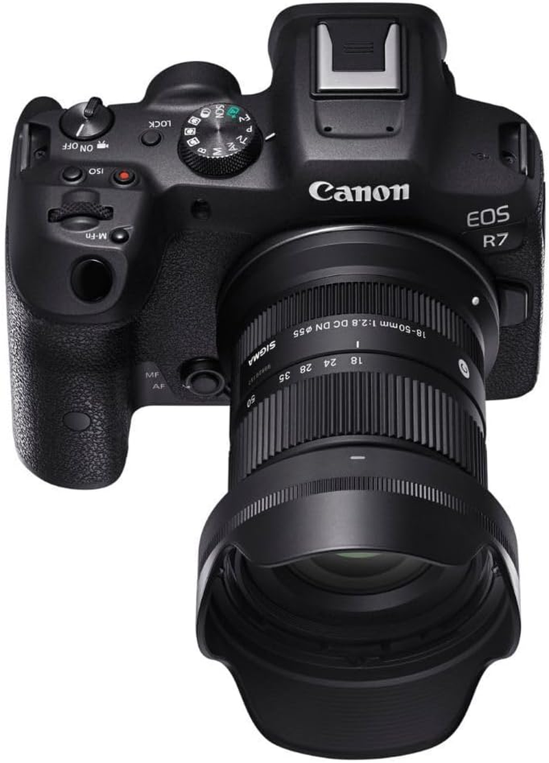 Sigma 18-50Mm F2.8 DC DN Canon RF Mount Lens image number 2