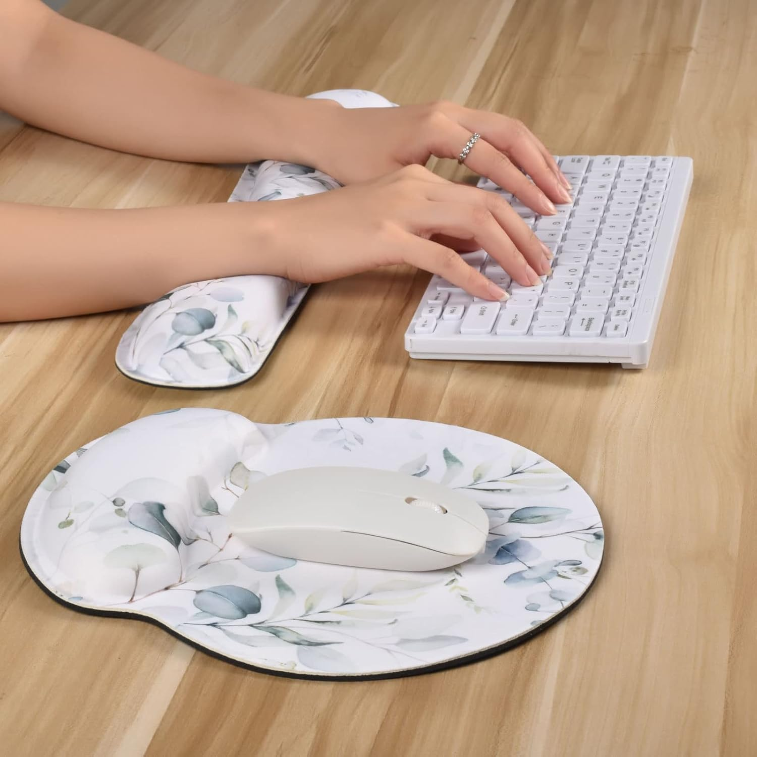 Cute Mouse Pad Wrist Support Keyboard Wrist Rest Set, Ergonomic Mouse Pad with Non-Slip Base for Office Gaming Working Computers,Easy Typing & Pain Relief Mouse Mat,Green Leaves - Pink Strawberry image number 5