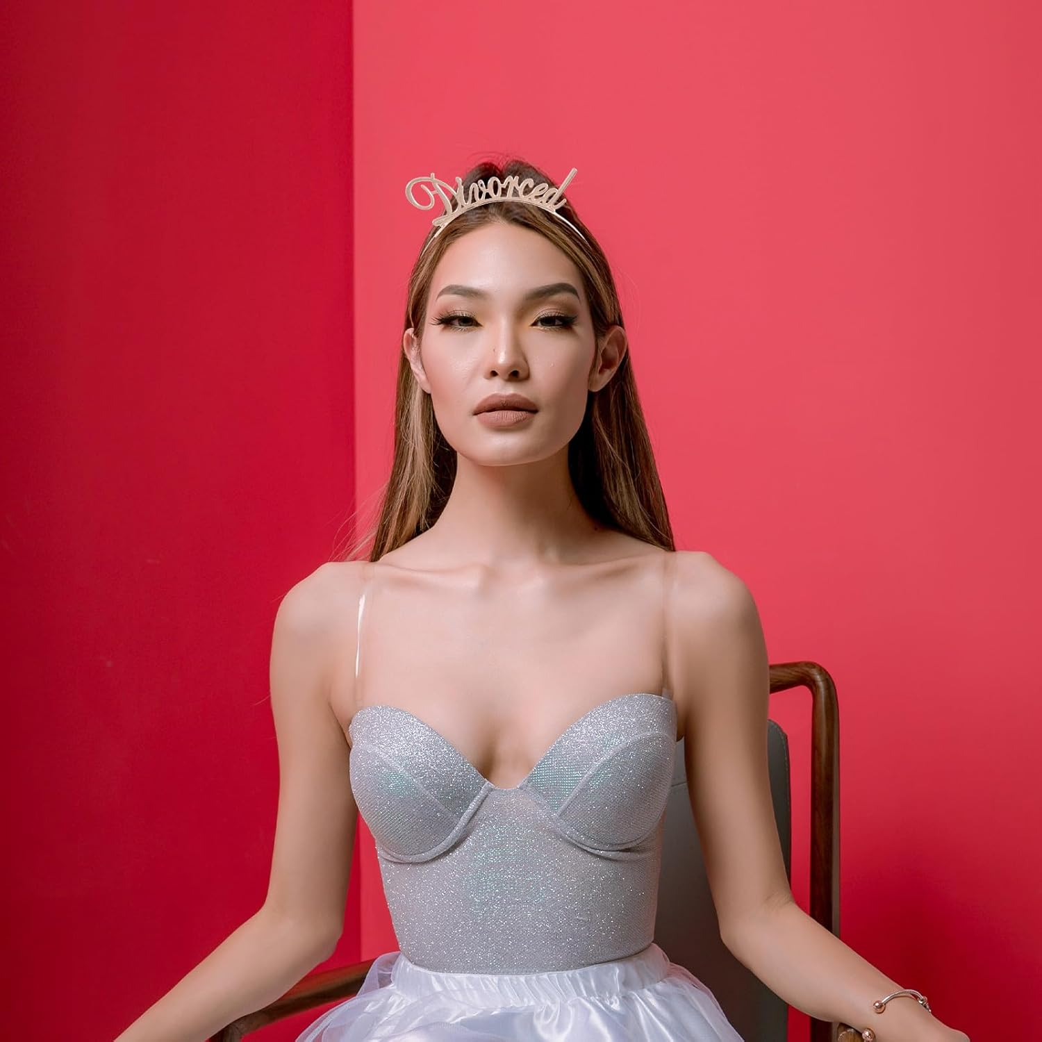 Hemobllo Pack of 2 Divorced Party Decorative Headdress Hair Bands for Divorced Party Decoration Women (Gold + Rose Gold) image number 3