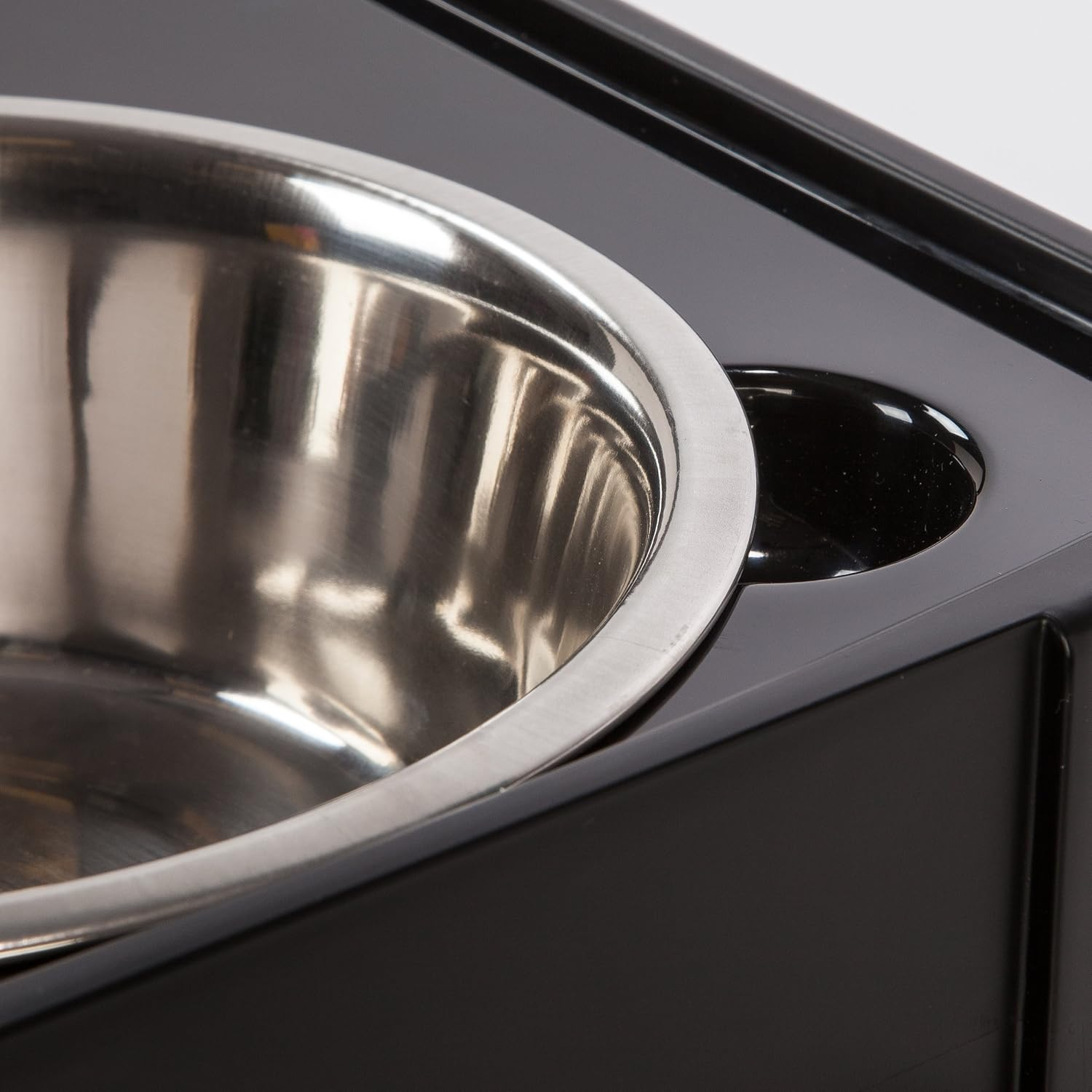 IRIS USA Elevated Dog Bowls, 15" H Raised Bowl for Large Dogs, Airtight Pet Food Storage Holds up to 47 Lbs, 2 Removable 64 Oz Stainless Steel Bowls, at Home or Camping, Smoke/Black image number 3