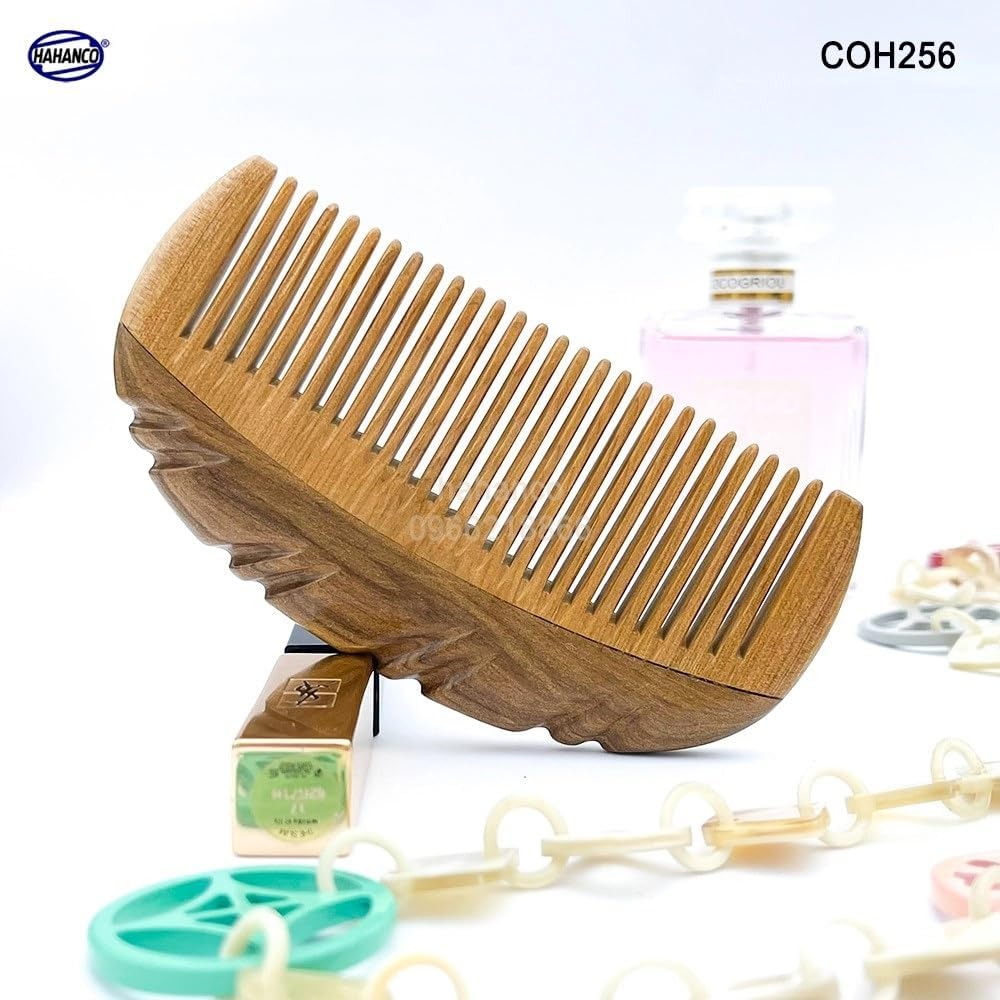 Green Cypress Wood Hair Comb, Handcrafted Wedge Design, 12 X 6 Cm image number 5