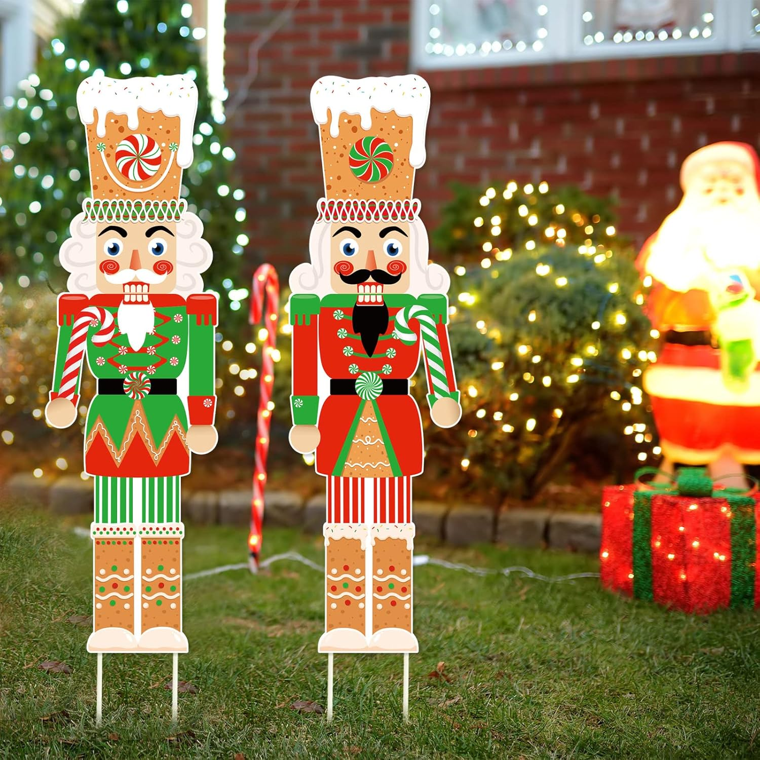 Capoda 2 Pcs Classic Multicolor Plastic Nutcracker Christmas Yard Signs, 39 X 13 Inches, Includes 16 Plastic Stakes image number 4