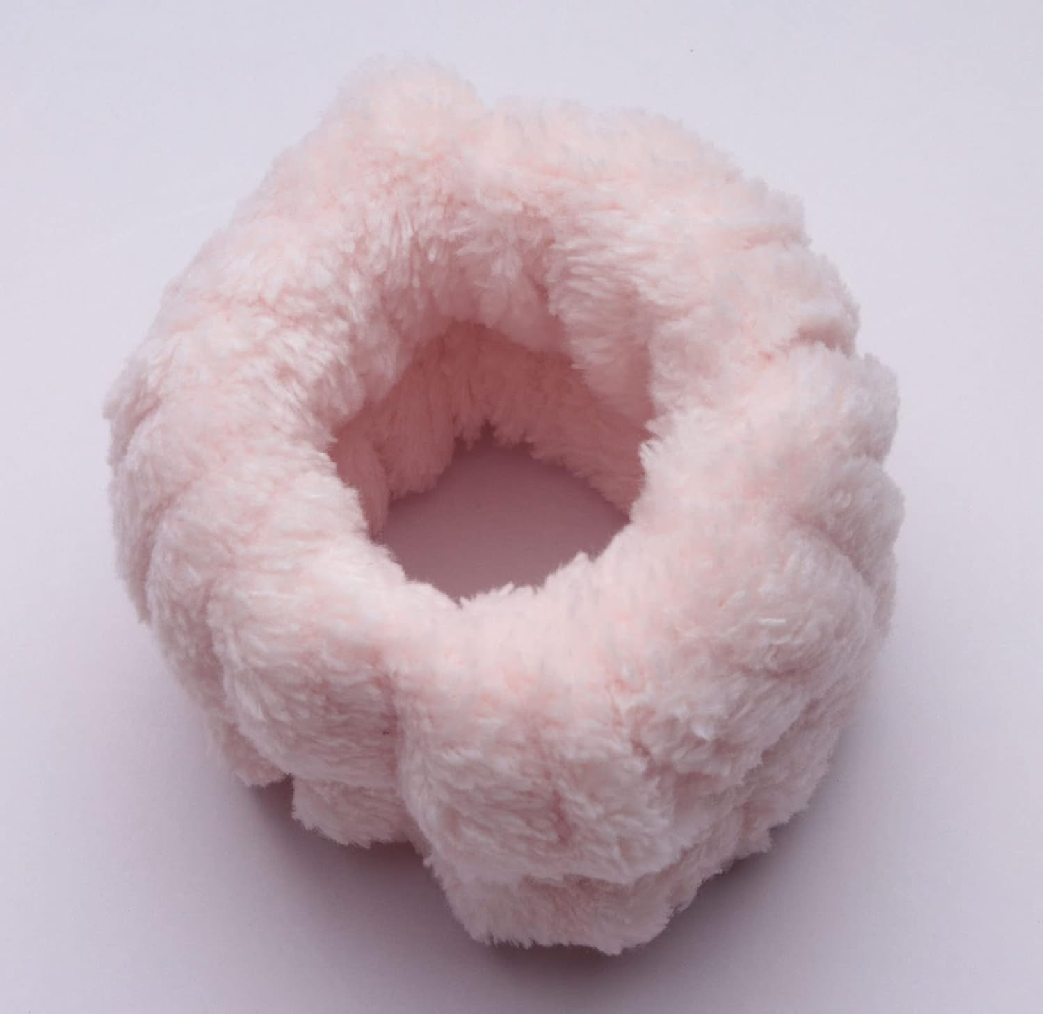 Sowaka 2 Pcs Wrist Spa Washband Microfiber Soft Tower Wrist Scrunchies Sweatbands for Women Girls Washing Face Make up Absorbent Prevent Liquid from Spilling down Your Arms - Black image number 3