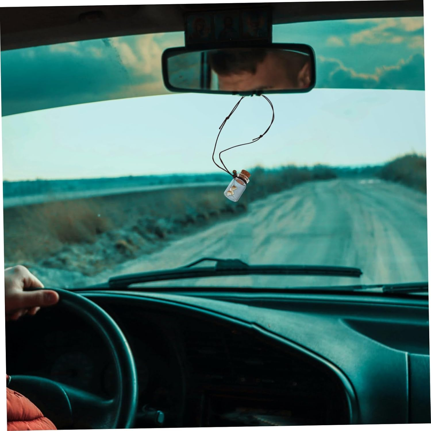 4Pcs Hanging Perfume Bottle Pendant Car Essential Oil Diffuser Decoration Empty Perfume Bottle Pendant for Car Interior image number 6