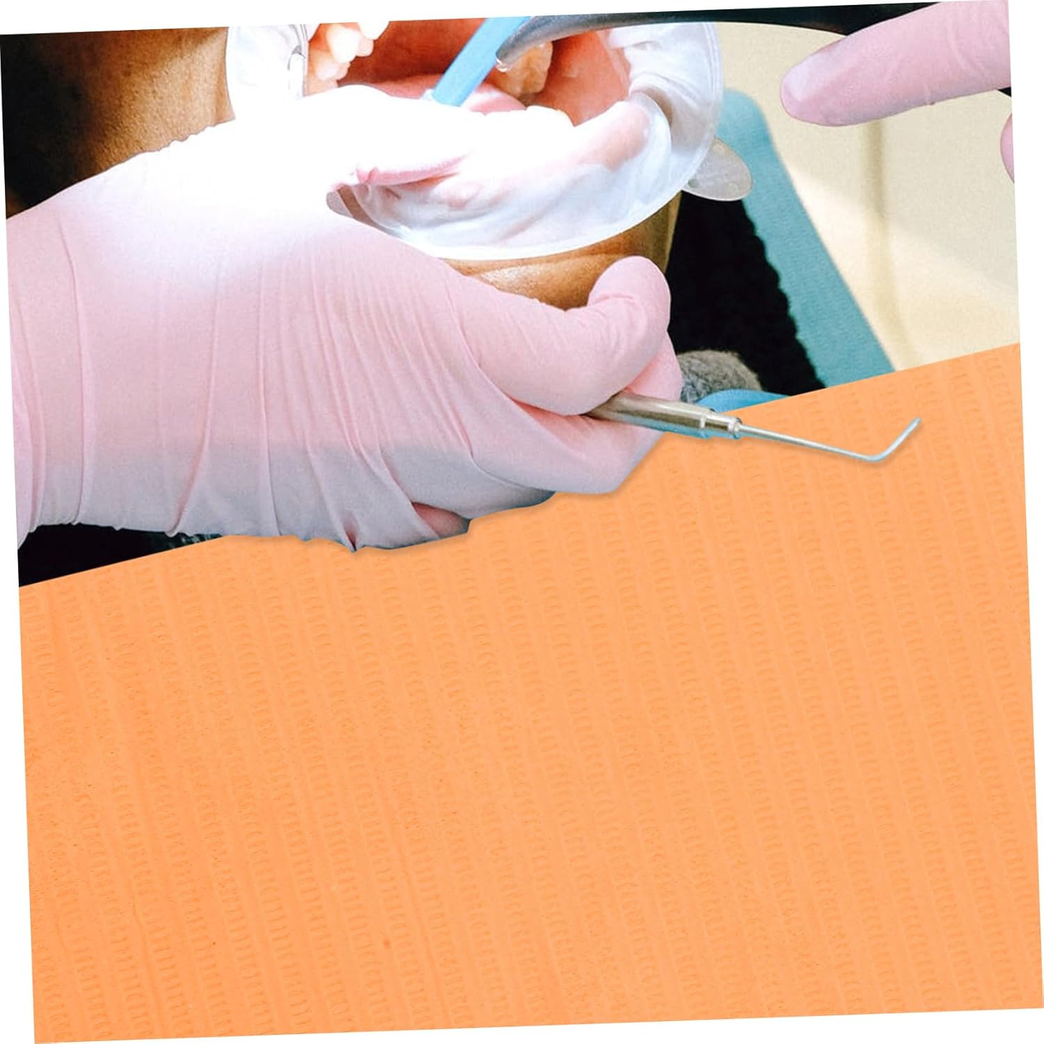 125Pcs Disposable Manicure Table Mats Nail Art Pad Salon Supply Tablecloth Clean Pads for Nail Art Practice - White image number 3