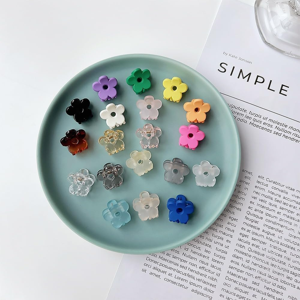 Pack of 30 Small Flower Hair Clips, 2 Cm Claw Clips, Hair Clips, Non-Slip Handle, Mini Accessories, Cute Flowers Hair Clip, Hair Accessories for Women, DIY Hair Styling, Light Blue image number 4