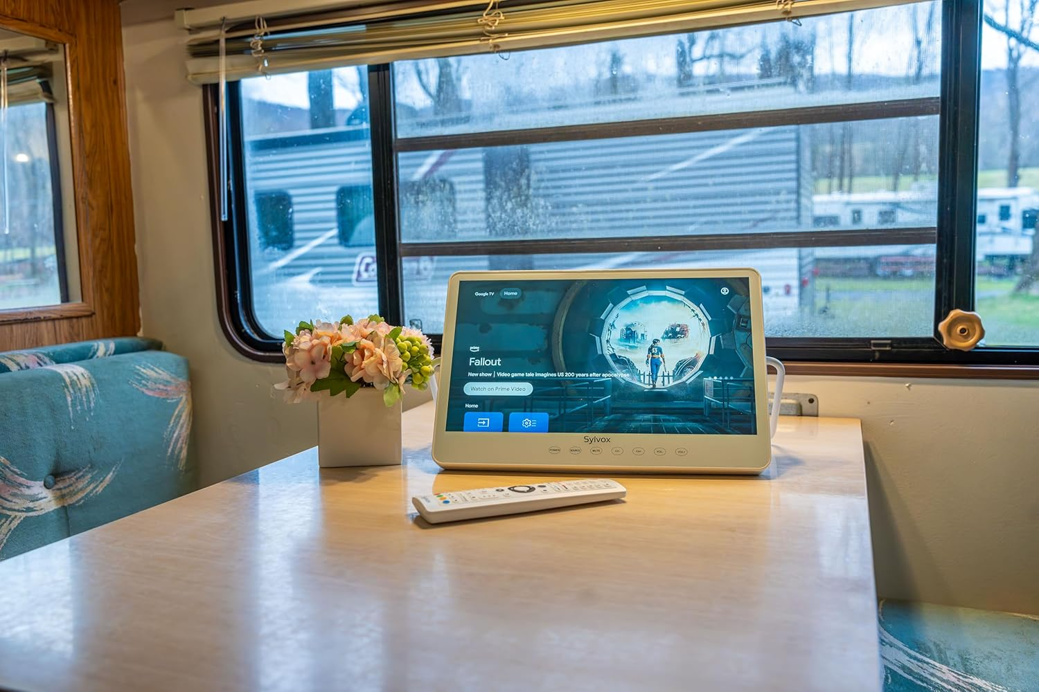 SYLVOX 15.6'' Portable TV Portable Monitor Google TV 1920 * 1080P FHD IP66 Waterproof Small Smart Television with Google Assistant Remote 10000Mah Battery-Powered TV for Kitchen Camper and More image number 6