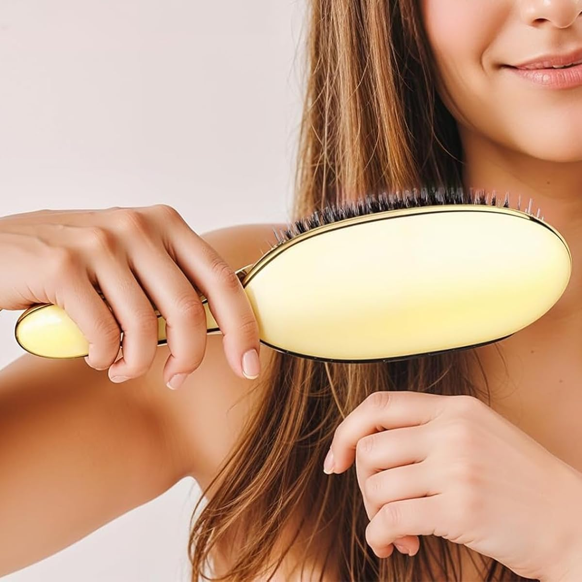 Gorise Hair Brush Paddle Massage Hair Extension Professional Detangling Natural Bristles Cushion Nylon Brush Comb for Women Gold