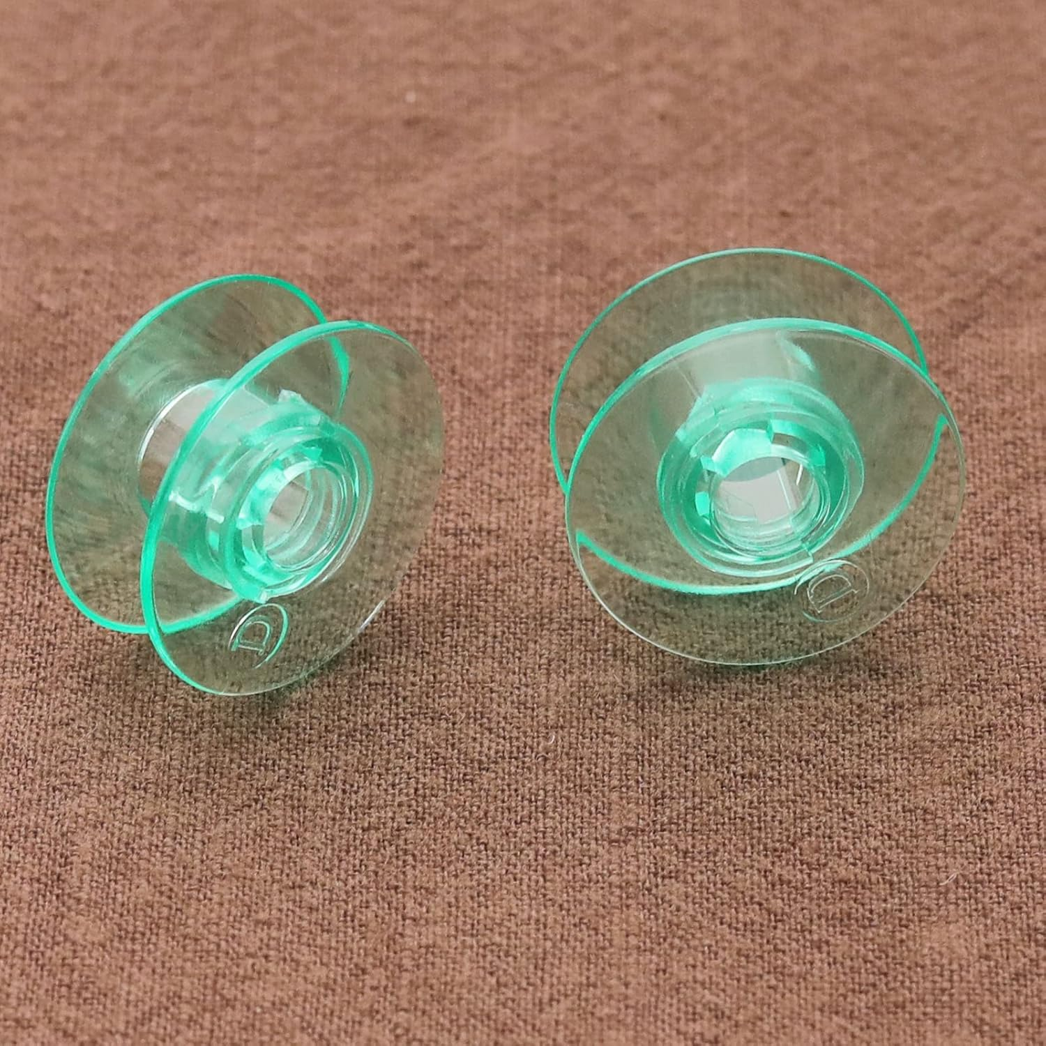 VGOL 20Pcs Bobbins Compatible with Husqvarna Viking Groups 5/6/ 7 Household Industrial Multifunctional Sewing Machine Green Bobbins image number 3