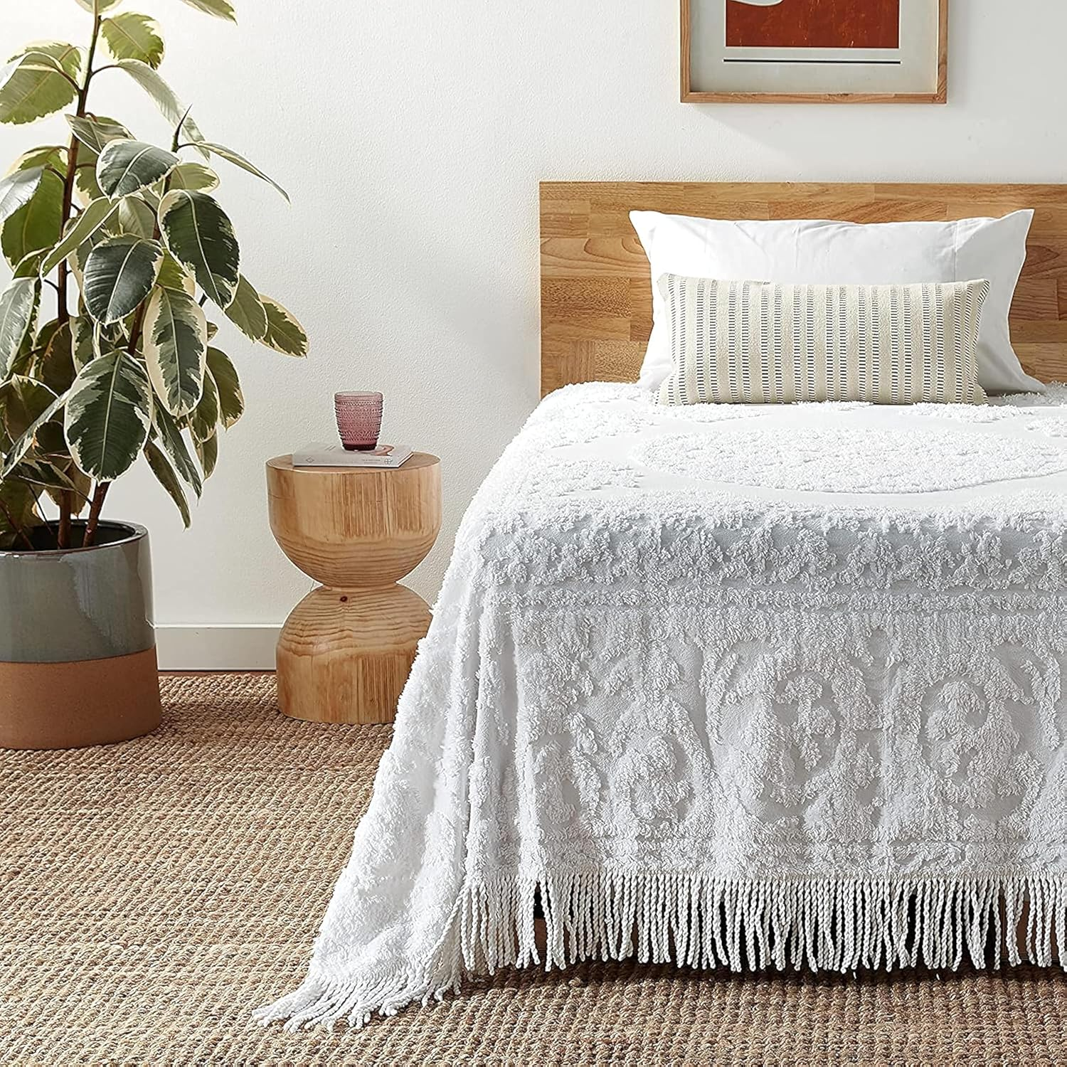(Queen, White) - Beatrice Home Fashions Medallion Chenille Bedspread image number 3
