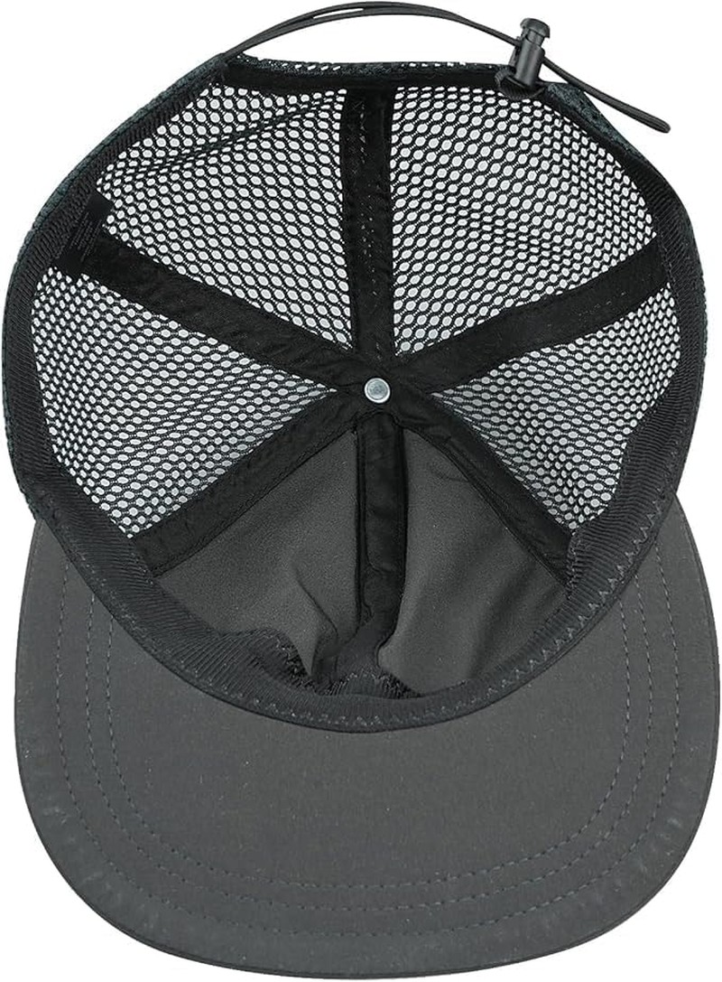 Lightweight Baseball Cap Mesh Back Breathable Flat Bill Trucker Cap Cooling Sport Caps Soft Top Running Hat Snapback