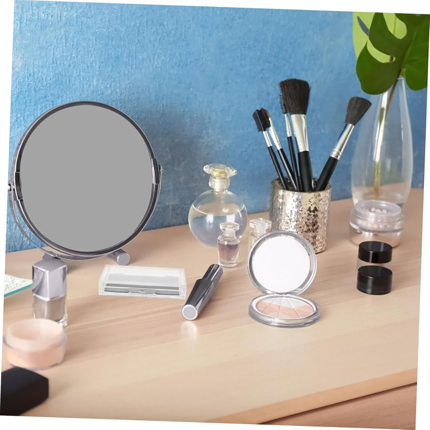 TOVINANNA Travel Cosmetic Case Magnetic Palette Eyeshadow Box Eyeshadow Holder Makeup Pallet image number 1