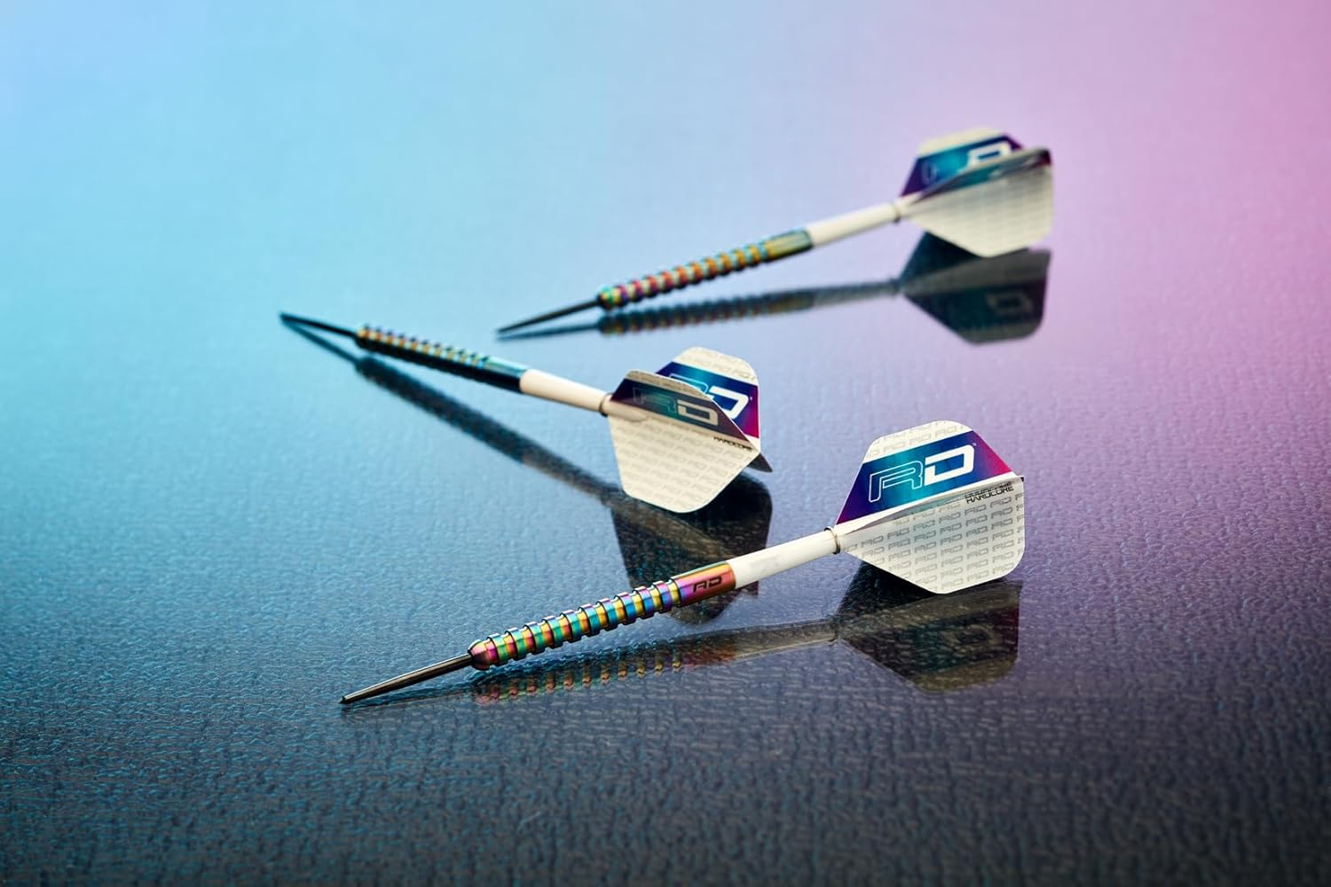 RED DRAGON Javelin Spectron Premium Tungsten Darts Set with Flights and Stems image number 4