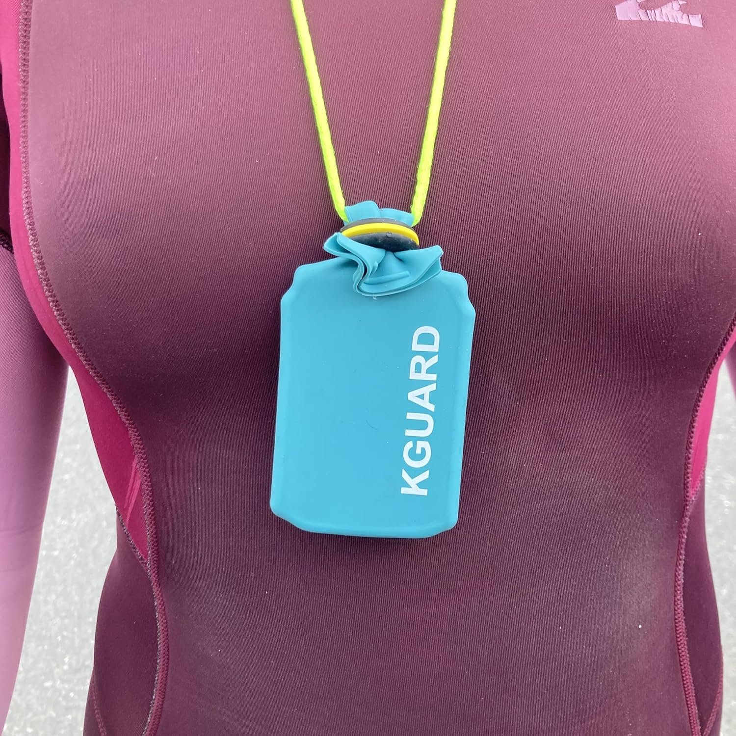 Kguard K IPX8 Waterproof Car Electronic Key Bag &ndash; Enhanced and Certified Protection for Water and Outdoor Activities: Surfing, Sup, Kitesurfing, Windsurfing, Swimming and More, Turquoise, IPX8 image number 5