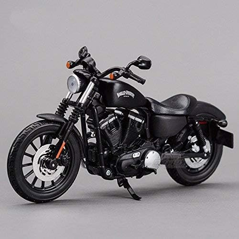 Maisto 2014 Harley Davidson Sportster Iron 883 Motorcycle Model 1/12 By, 32326/BIKE image number 4