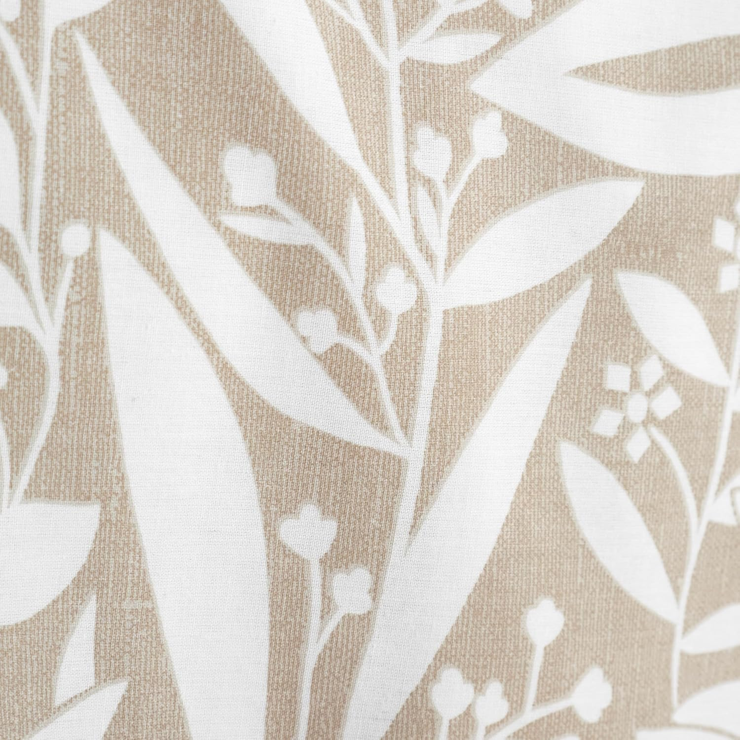 Catherine Lansfield Sorrel Leaf Reversible Super King Duvet Cover Set with Pillowcases Natural image number 3