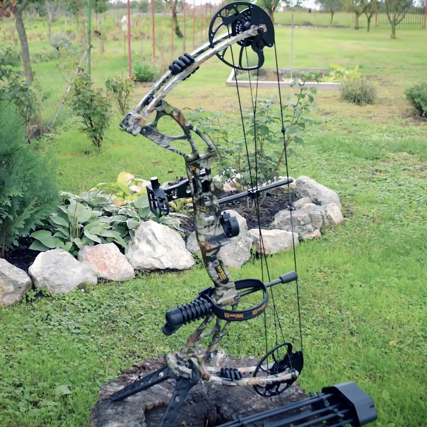 Sanlida Archery Dragon X8 RTH Compound Bow Package for Adults and Teens,18&rdquo;-31&rdquo; Draw Length,0-70 Lbs Draw Weight,Up to IBO 310 Fps,No Bow Press Needed,Limbs Made in Usa,Limited Life-Time Warranty