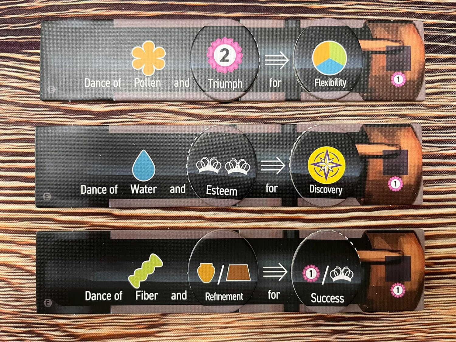 Stonemaier Games: Apiary: Expanding the Hive Expansion | New Unique Frames, Additional Tiles, and More! | Add to Apiary - a Strategy Board Game about Bees in Space | 1-5 Players, 90 Mins, Ages 14+ image number 1