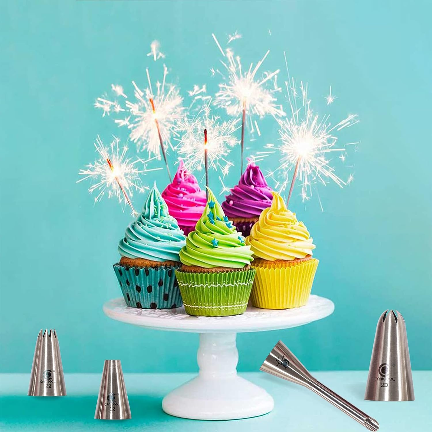 Cupcake Decorating Icing Tips and Piping Bags 16-Piece Set image number 5