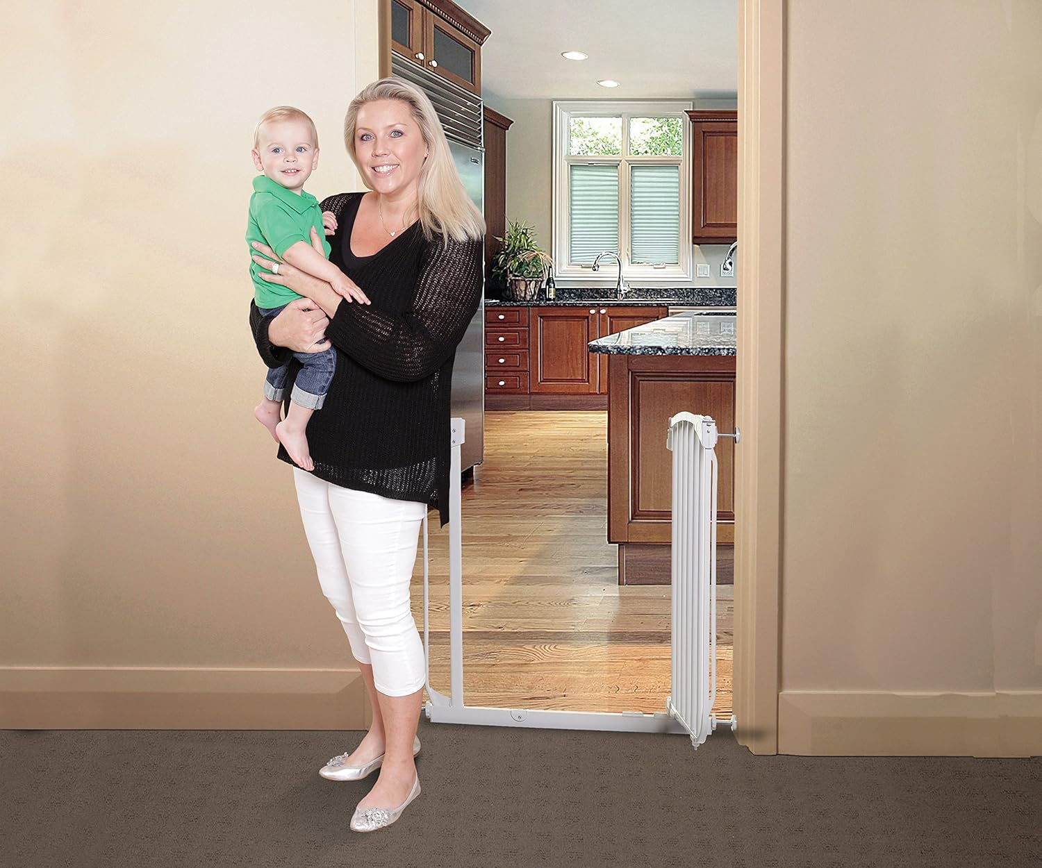 Dreambaby Chelsea Auto Close Security Gate, White image number 3