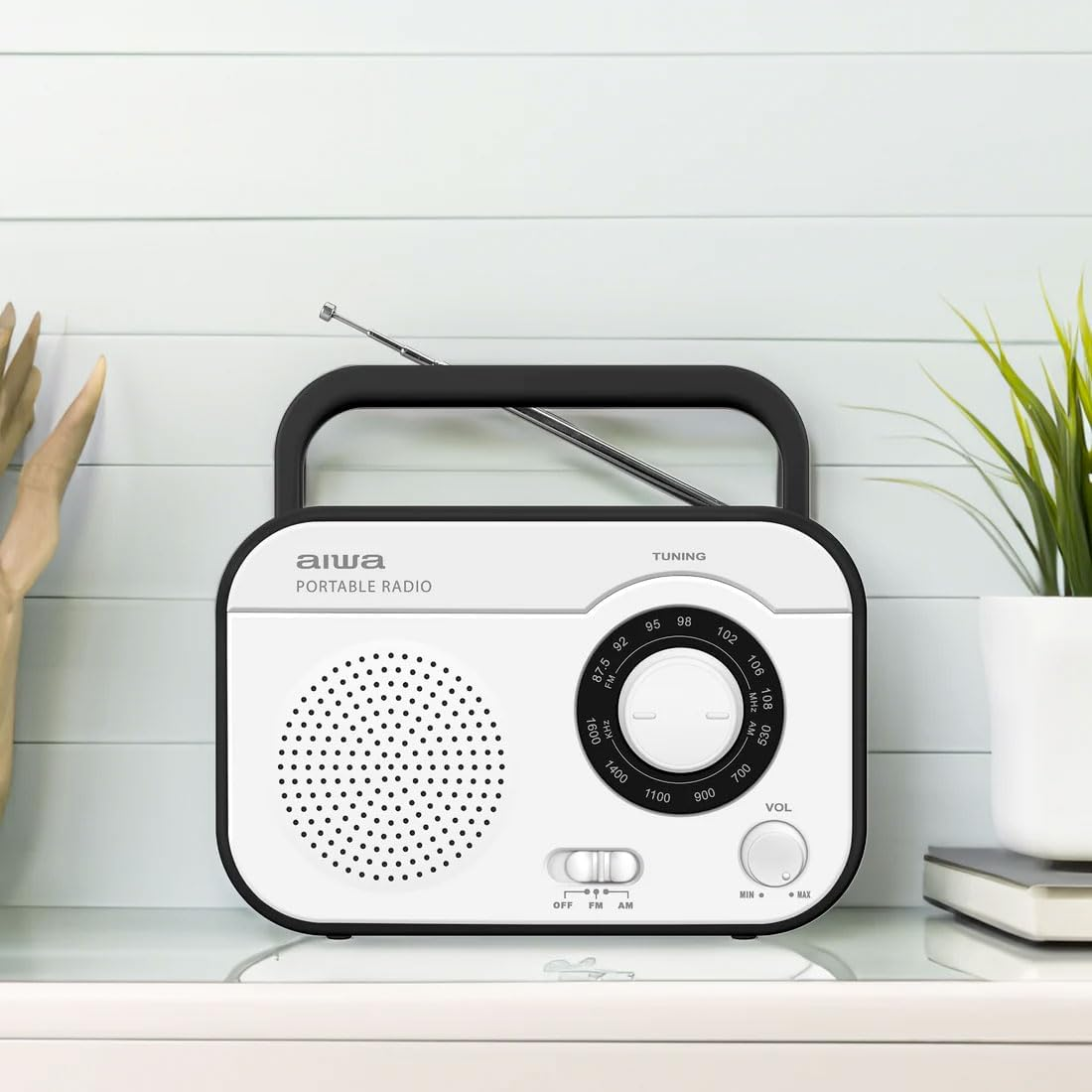 Aiwa Portable AM/FM Radio AWTR410